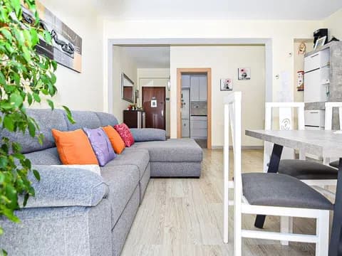 Piso de 100 m² con terraza en Pueblo Levante
